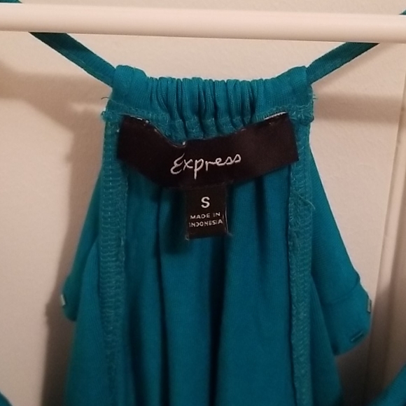 Express Tank Top - Picture 2 of 4